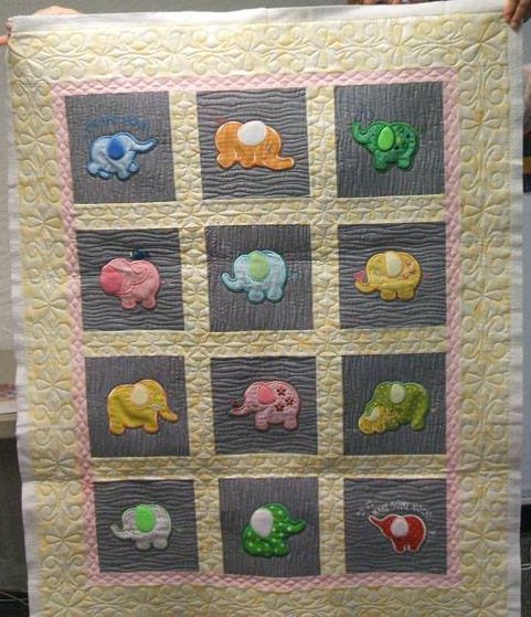 Customer Project By Pauline Granstrom / Roly Poly Elephants Quilts