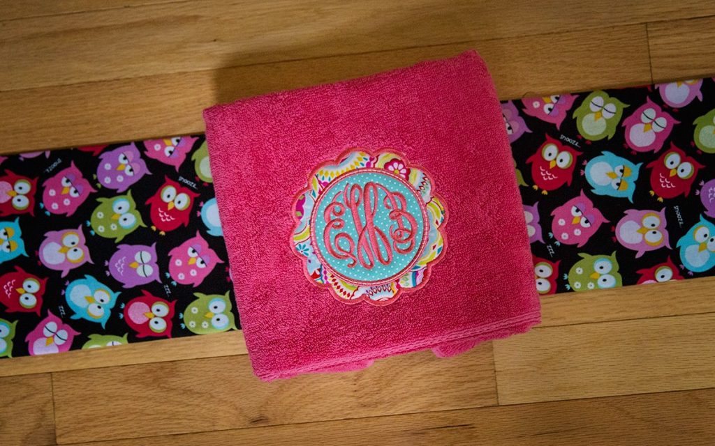 towel - circle script monogram